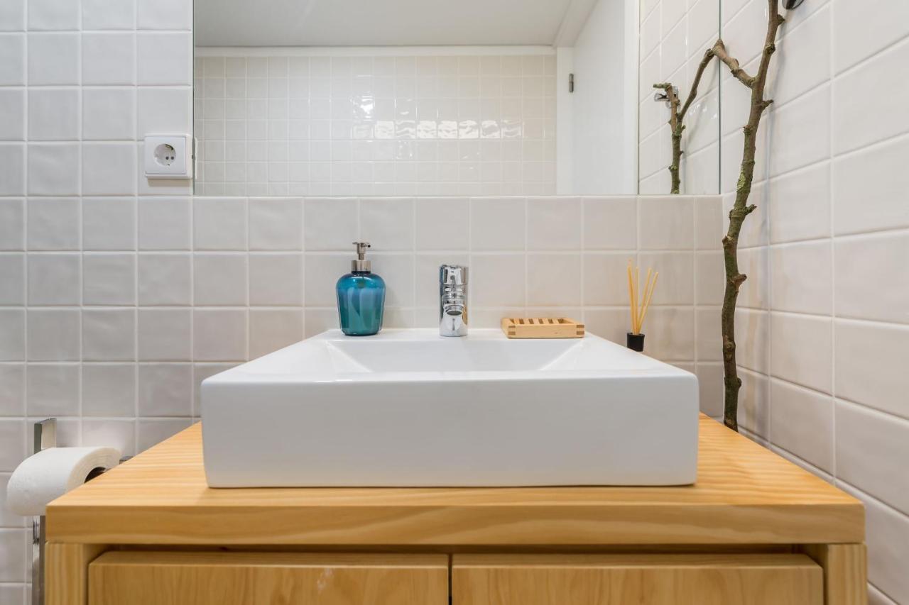 Home In Porto - Cozy 2Br Duplex By Lovelystay Exterior foto